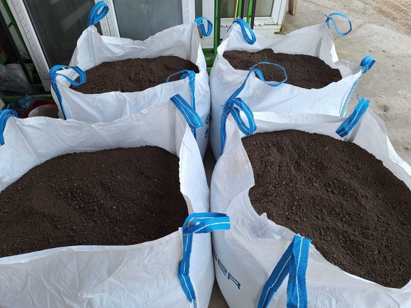 Erde kaufen Laufen Humus kaufen Laufen Sand kaufen Laufen Löss kaufen Laufen Kies kaufen Laufen